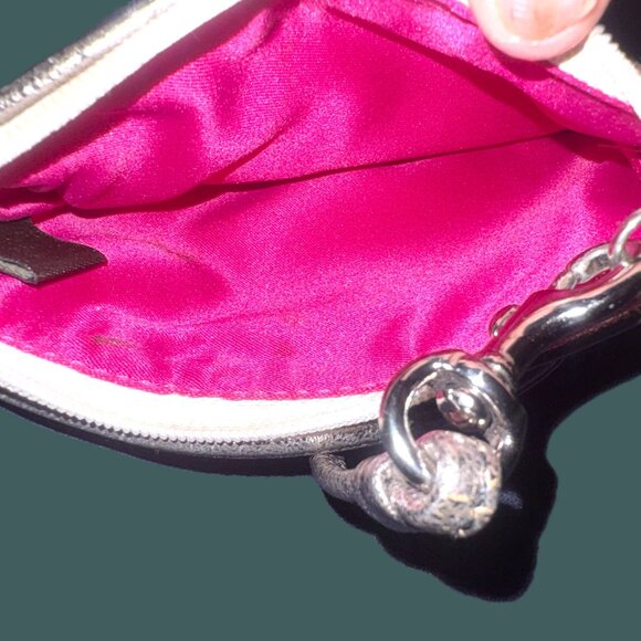 Coach Poppy Y2K Graffiti Daisey Wristlet with hang tag Silver Hardware EUC - Picture 4 of 10